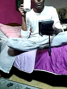 KeptupInosine online show from December 2025 01:05:01 PM