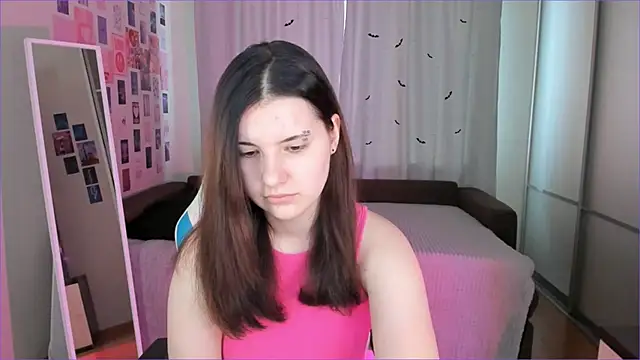 Snapshot of Vanessa_Verona chatting on June 2026 05:31:02 AM Vanessa Verona online show from June 2026 05:31:02 AM