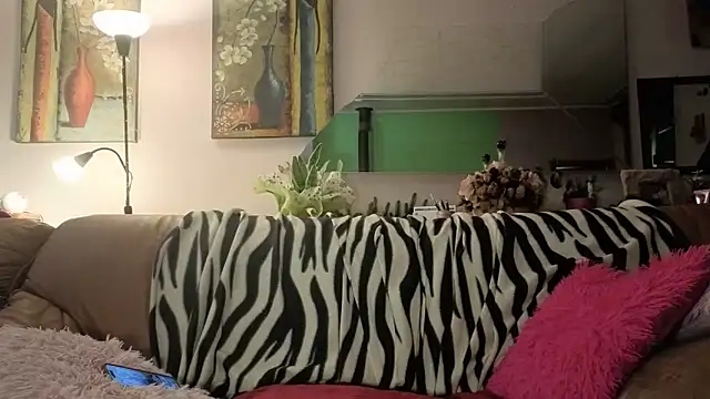 Snapshot of peachgirlmartyna chatting on April 2026 01:38:01 PM peachgirlmartyna online show from April 2026 01:38:01 PM