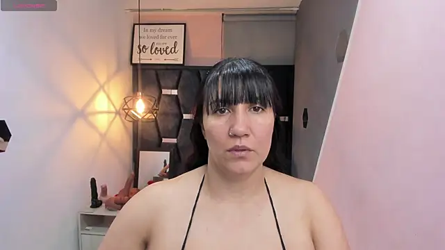 GiaFox  online show from November 2025 04:01:01 AM