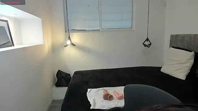 GiaFox  online show from February 2026 09:11:02 PM