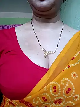 Snapshot of Rosy-B chatting on February 2025 09:41:01 AM Rosy-B online show from February 2025 09:41:01 AM