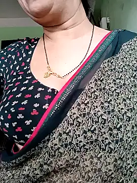 Snapshot of Rosy-B chatting on February 2025 05:20:01 AM Rosy-B online show from February 2025 05:20:01 AM