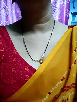 Snapshot of Rosy-B chatting on February 2025 12:31:02 AM Rosy-B online show from February 2025 12:31:02 AM