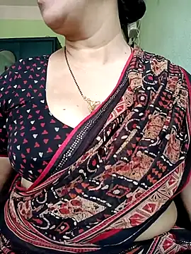 Snapshot of Rosy-B chatting on March 2025 09:50:01 AM Rosy-B online show from March 2025 09:50:01 AM