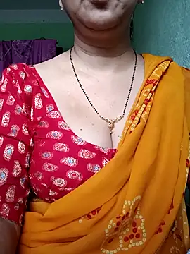 Snapshot of Rosy-B chatting on September 2025 12:32:02 AM Rosy-B online show from September 2025 12:32:02 AM