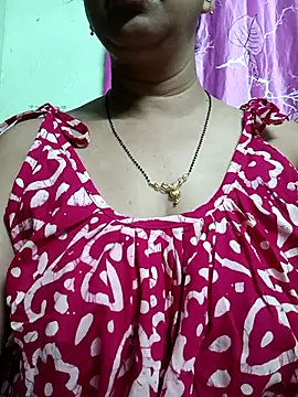 Snapshot of Rosy-B chatting on September 2025 09:15:02 PM Rosy-B online show from September 2025 09:15:02 PM