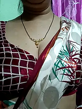 Rosy-B online show from April 2026 11:02:02 PM