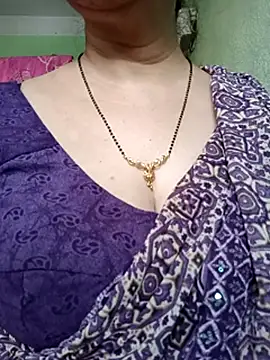 Rosy-B online show from April 2026 11:19:01 AM