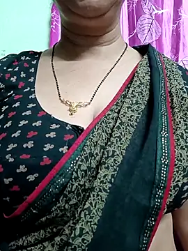 Rosy-B online show from April 2026 09:42:02 PM