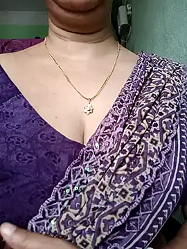 Snapshot of Rosy-B chatting on August 2026 12:42:01 AM Rosy-B online show from August 2026 12:42:01 AM