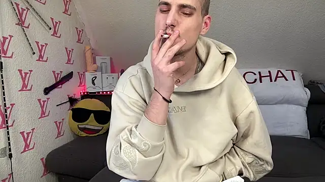 Cookieboy88 online show from February 2026 03:48:02 PM