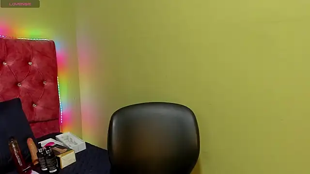 blue violette  online show from October 2025 07:47:01 PM