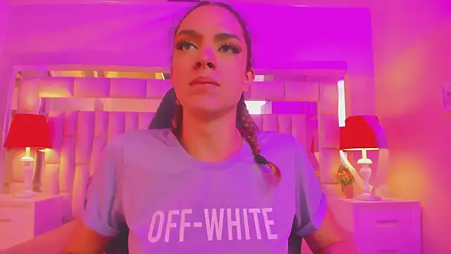 mariiahneedles online show from March 2026 08:12:02 PM