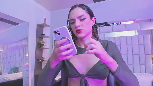 mariiahneedles online show from April 2026 07:25:01 PM