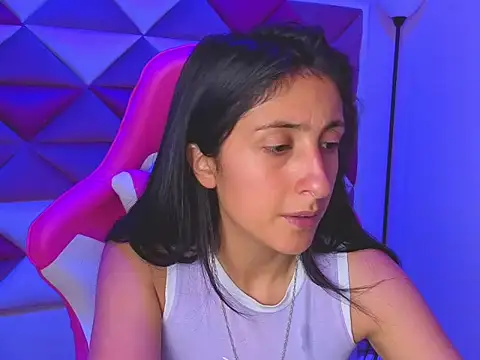 Cameron cutte online show from November 2025 08:09:01 PM