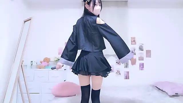 Snapshot of Suzu_ch_xx chatting on October 2025 04:57:01 PM Suzu ch xx online show from October 2025 04:57:01 PM