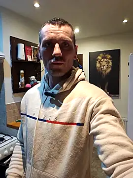 Aian09 online show from March 2025 09:40:01 AM