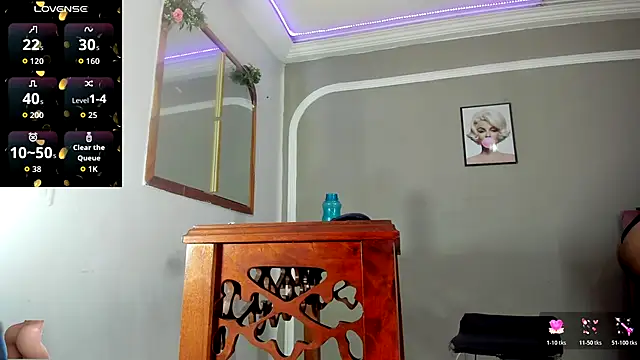 Jimena Grey online show from October 2025 07:38:02 PM