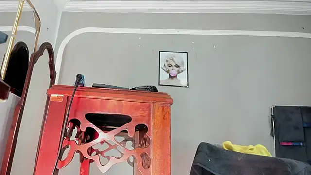 Jimena Grey online show from January 2026 02:39:01 AM