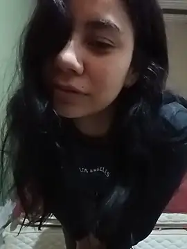Snapshot of Michellluxo chatting on May 2026 01:16:02 PM Michellluxo online show from May 2026 01:16:02 PM