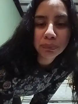 Snapshot of Michellluxo chatting on June 2026 09:28:01 PM Michellluxo online show from June 2026 09:28:01 PM