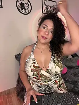 Snapshot of miss_grace_01 chatting on January 2025 03:50:02 AM miss grace 01 online show from January 2025 03:50:02 AM