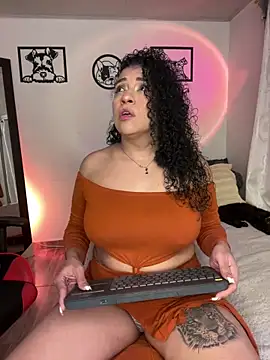 Snapshot of miss_grace_01 chatting on February 2025 05:29:01 AM miss grace 01 online show from February 2025 05:29:01 AM