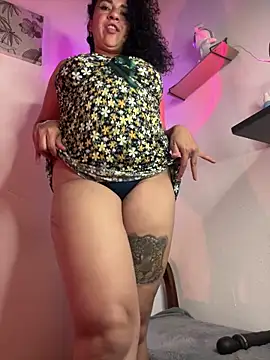Snapshot of miss_grace_01 chatting on March 2025 02:40:02 AM miss grace 01 online show from March 2025 02:40:02 AM