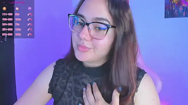 Snapshot of isarhodes_ chatting on December 2024 10:11:01 PM isarhodes online show from December 2024 10:11:01 PM