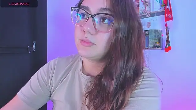 Snapshot of isarhodes_ chatting on December 2024 10:13:02 PM isarhodes online show from December 2024 10:13:02 PM