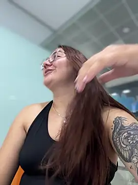 Snapshot of isarhodes_ chatting on October 2025 03:49:01 PM isarhodes online show from October 2025 03:49:01 PM