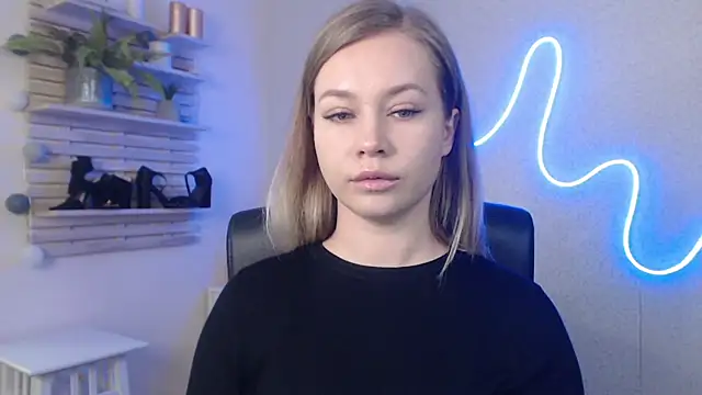 holly xglam online show from January 2025 06:35:02 AM