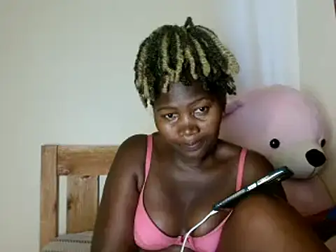 Snapshot of Sexxy_pretty24 chatting on January 2025 04:25:01 AM Sexxy pretty24 online show from January 2025 04:25:01 AM