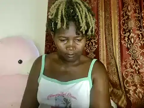 Snapshot of Sexxy_pretty24 chatting on February 2025 03:41:02 AM Sexxy pretty24 online show from February 2025 03:41:02 AM