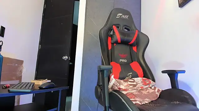 sergiio mesa27 online show from February 2025 12:10:02 AM