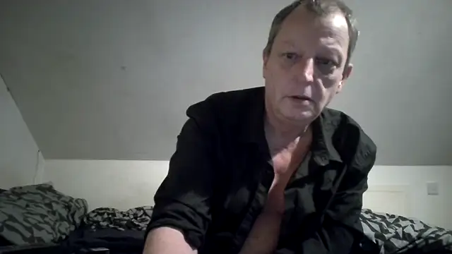 Snapshot of chubbybear2cum chatting on May 2026 12:50:01 AM chubbybear2cum online show from May 2026 12:50:01 AM