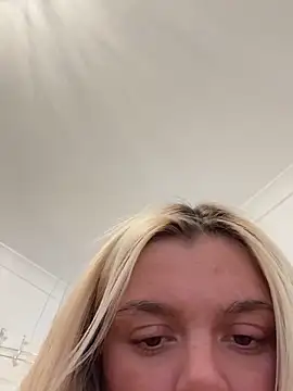 IrishTeenBarbie69 online show from April 2026 01:49:02 PM