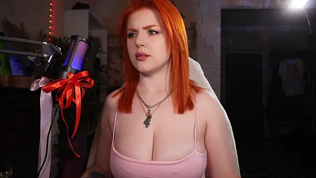 Chriss Fox online show from March 2025 03:18:02 PM