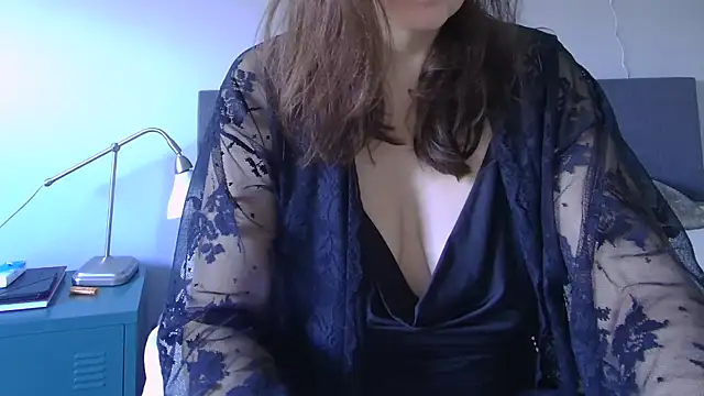 Ella Next Door online show from February 2025 10:26:02 AM