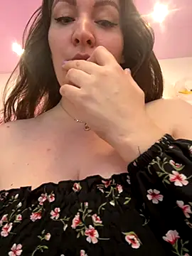 Nataly cute online show from October 2025 08:20:01 PM