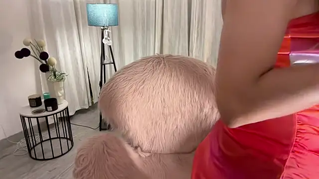 Unique-Beauty online show from January 2025 02:15:01 PM