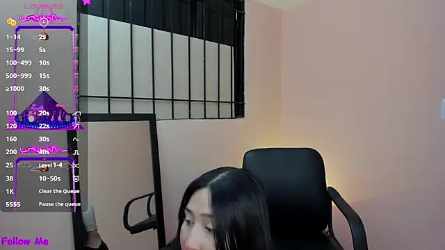 cherrycurvyyy online show from November 2025 07:34:02 PM