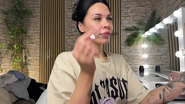 NattyFierros online show from December 2025 08:09:02 AM