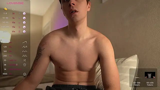 TaisonBrownX online show from November 2025 10:06:02 AM