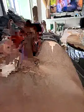 oneeight28 online show from September 2025 01:02:02 PM