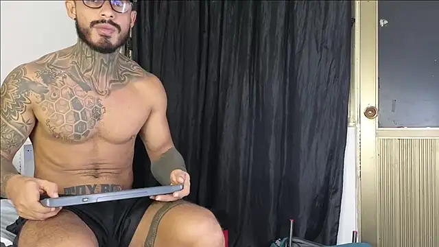 john cartter1 online show from March 2025 07:02:01 PM