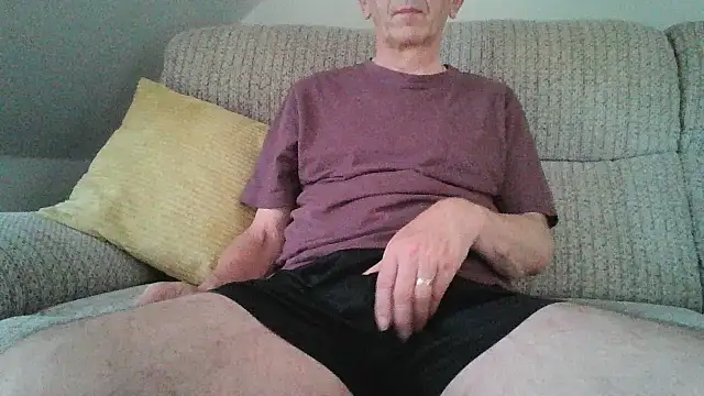 Snapshot of mr_english50 chatting on June 2026 05:43:01 AM mr english50 online show from June 2026 05:43:01 AM