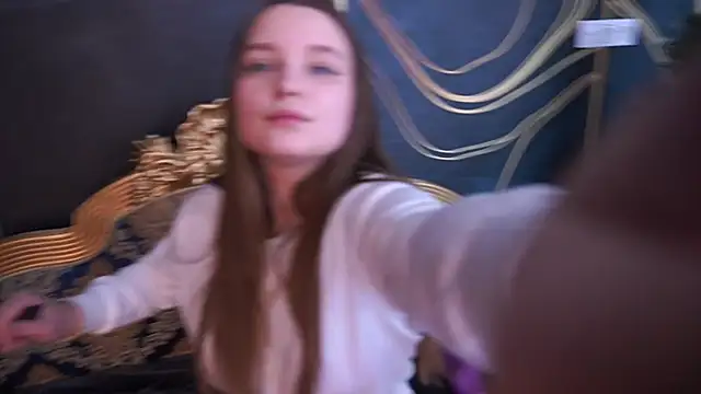 MagicPeachh  online show from January 2026 01:57:02 PM