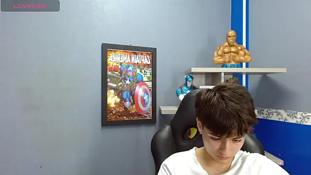 Snapshot of Bryce_Evans chatting on January 2025 09:15:01 PM Bryce Evans online show from January 2025 09:15:01 PM